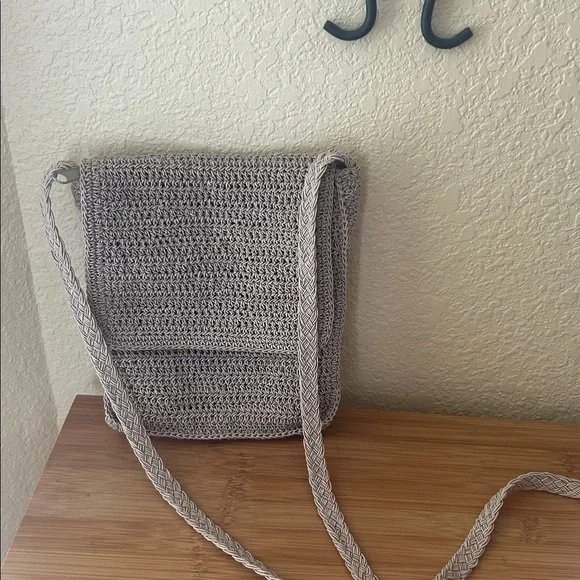 Sag Harbor Bundle Tan Knit Cardigan and Bag Set - Picture 4 of 10